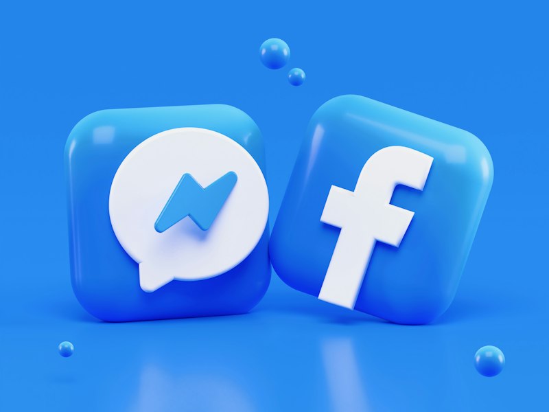 Instagram & Facebook Ads